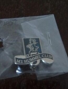 Hummel Club Pin / Anstecknadel - Essen