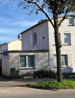Renovierungsbedürftige Doppelhaushälfte in Lübeck Moisling (im Auftrag) - Lübeck