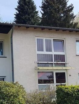 Gepflegter freistehender Bungalow mit ELW /Sackgasse in Ottweiler - Ottweiler