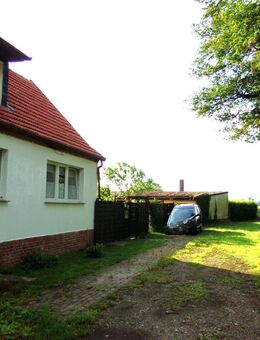 Bieten: Doppelhaushälfte mit viel Potenzial - Osterburg (Altmark)