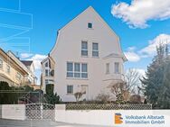 Ihr ZUHAUSE mit Traumaussicht und eigenem Garten wartet auf Sie! - Albstadt