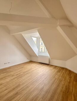 Erstbezug nach Sanierung - Dachgeschosswohnung im Herzen von Landau - Landau (Pfalz)