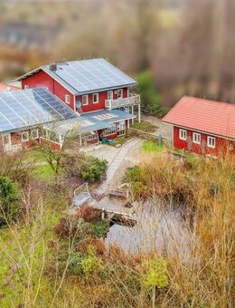 Traumhaus mit Schwimmteich für Individualisten, Mehrgenerationenwohnen oder Freiberufler - Brebel
