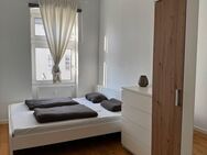 Möblierte, wunderschöne und helle 2- Zimmer Wohnung in Borsigwalde - Berlin