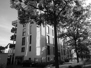Moderne, barrierearme Wohnung mit Einbauküche und Balkon in zentraler Lage! - Offenbach (Main)