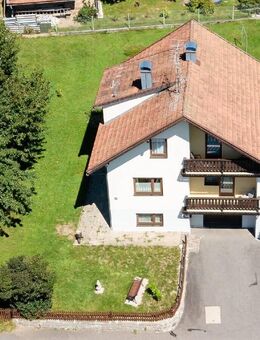 Gepflegtes Einfamilienhaus mit Garage und Garten in ruhiger Lage der Gemeinde Spiegelau, Bay. Wald - Spiegelau