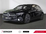 Mercedes A 180, Kompaktlimousine MBUX, Jahr 2023 - Ahlen