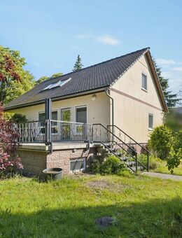 Lichtdurchflutetes Einfamilienhaus mit Einliegerbereich, großem Garten und kleiner Sauna in Wandlitz - Wandlitz