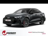 Audi RS3, Limousine max 280km h adFahrw, Jahr 2024 - Regensburg