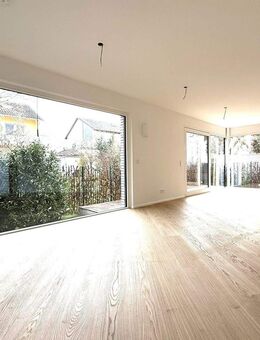 ***Edle Stadtvilla mit Holzofen, SmartHome und Tiefgarage in bester Lage von Dachau*** - Dachau