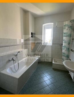 Balkon, Dusche & Wanne! Schöne 2 Raum Wohnung in ruhiger Innenstadtlage! - Gera