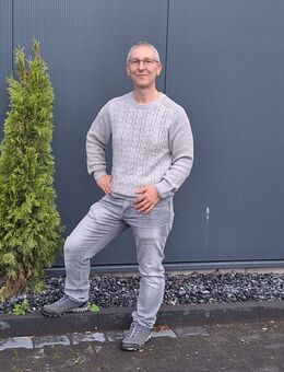 Suche nette Frau zw 21 und 69 zum quatschen - Gütersloh Zentrum