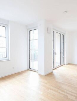 Lichtdurchflutete Etagenwohnung mit Loggia und moderner Einbauküche - großzügiges Wohnambiente genießen - Dresden