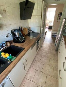 Wohnung mit Einbauküche, sucht Nachmieter! - Suhl