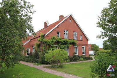 Ostfriesisches Bauernhaus in schöner Dorflage!