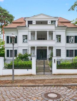 Luxuriöse Dachgeschosswohnung von D&CO im Herzen von Nikolassee I Sofortbezug inklusive Interior - Berlin