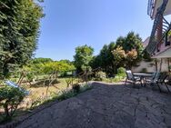* FREE STANDING HOUSE * w/ approx. 1,938 ft² living space, 6-room, 5-bed, 3-bath, yard, and parking - Mainz