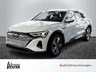 Audi Q8, 50 advanced quattro, Jahr 2023 - Uelzen