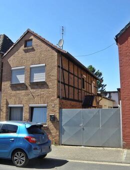 Bauernhaus mit Garage und Garten - Zülpich