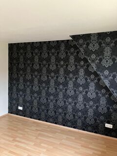 Schöne 2-Zimmer-Dachgeschosswohnung sucht neuen Mieter