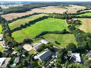 Vollständig sanierter Resthof + Reithalle, Reitplatz, Stallgebäude sowie Weideland in Ostholstein - Eutin