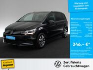 VW Touran, 1.5 TSI Active, Jahr 2023 - Krefeld