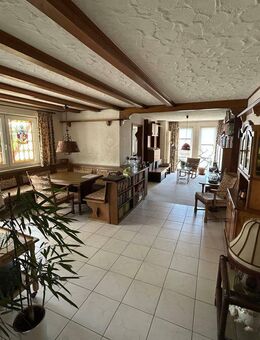Tolle Wohnung mit Balkon und Tiefgaragenstellplätzen - Heiningen (Baden-Württemberg)