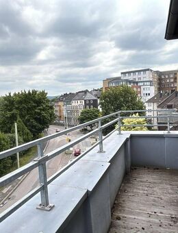 Helle 2-Zimmer-Wohnung mit 80 m² in zentraler Lage von 58095 Hagen - Hagen (Stadt der FernUniversität)