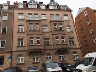 Kapitalanlage, kompakte 3 Zimmer Wohnung mit 2 Balkonen in einem Denkmalobjekt Nbg-St.Leonhard - Nürnberg