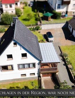 Schönes Einfamilienhaus mit Garage und Nebengelass in traumhafter Lage - Ziegenrück