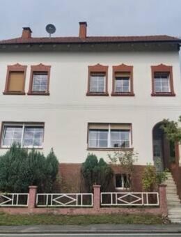 Gepflegtes Einfamilienhaus mit großem Grundstück und Doppelcarport in Hemer / Deilinghofen - Hemer