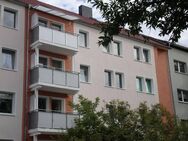 Stadtfeld Ost- Erstbezug nach Sanierung 3 Raum-Wohnung mit Balkon - Magdeburg