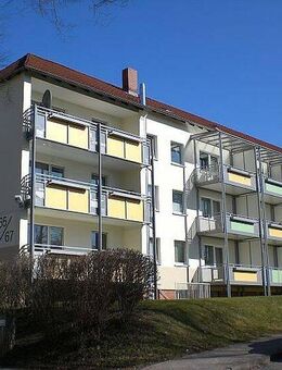 + 2 Zimmer - Großer Balkon + - Seesen