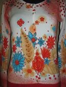 NEU * Glitzer- Pailletten * Stickerei * Blumen * Blüten * Flower * Flower- Power- Style * Fein- Strickjacke * Cardigan "Last Girl" Gr. 38- 40/ S- M * bunt * in 88499