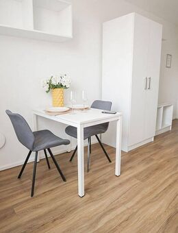 All Inclusive Mitten in Stuttgart: Möblierte Wohnung mit Gartenanlage und Tiefgaragenstellplatz - Stuttgart