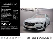 Skoda Superb, 2.0 TDI Combi Style, Jahr 2023 - Kelkheim (Taunus)