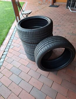 235 35 19 Reifen - Wiefelstede