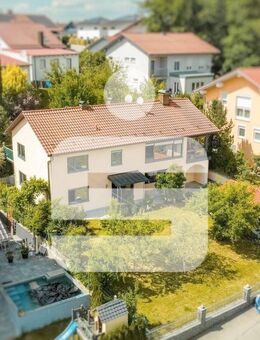 Attraktives Familienparadies mit viel Platz & schönem Grundstück in Winzer! - Winzer