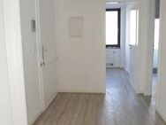 Wohnen kann so schön sein! D.- Stadtmitte, 3 Zimmer mit Sonnenbalkon - Düsseldorf