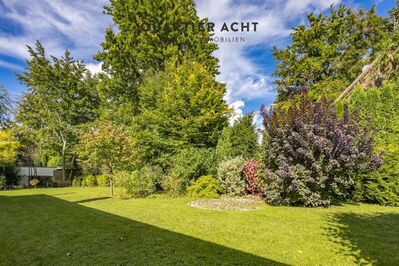 QVIII - BUNGALOW MIT GROSSEM GARTEN