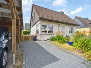 --idyllisches Einfamilienhaus mit Wintergarten-- - Kiel