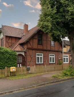 Charmantes Fachwerkhaus aus der Jahrhundertwende - einstiger Amtssitz mit viel Platz - Bienenbüttel
