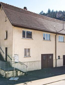 Hier können Ihre Wünsche wahr werden - Anwesen mit Nebengebäude und ca. 4.660 m² Grundstück - Veringenstadt