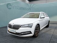 Skoda Superb, 2.0 TDI Combi Style, Jahr 2023 - München