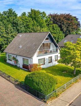 Sörup: Großzügiges Architektenhaus mit Entwicklungspoten- zial nahe dem Südensee - Sörup