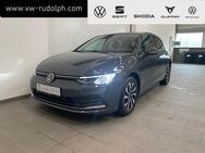 VW Golf, 1.5 TSI VIII Active, Jahr 2021 - Oelsnitz (Erzgebirge)