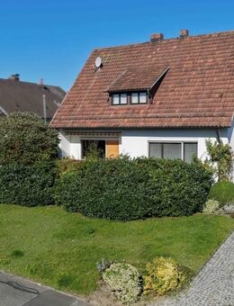 Einfamilienhaus mit großem Grundstück in schöner Lage von Weitramsdorf bei Coburg - Weitramsdorf