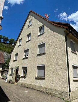 Kapitalanleger aufgepasst: Mehrfamilienhaus mit drei vermieteten Wohneinheiten in Sulz a.N. - Sulz (Neckar)