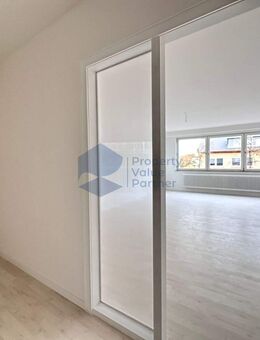 Große 2-Zimmerwohnung zentral in Großburgwedel - Burgwedel