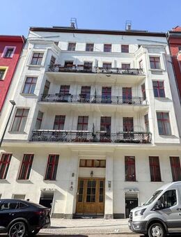 WOHNEN IN BELIEBTER KREUZBERG-LAGE IN SANIERTER ALTBAU-WOHNUNG MIT BALKON - Berlin